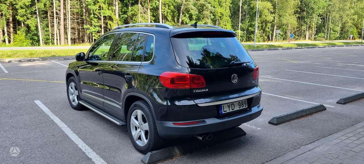 Volkswagen Tiguan - 7