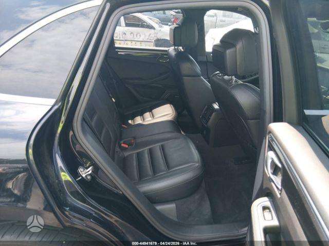 Porsche Macan, Внедорожник / Кроссовер