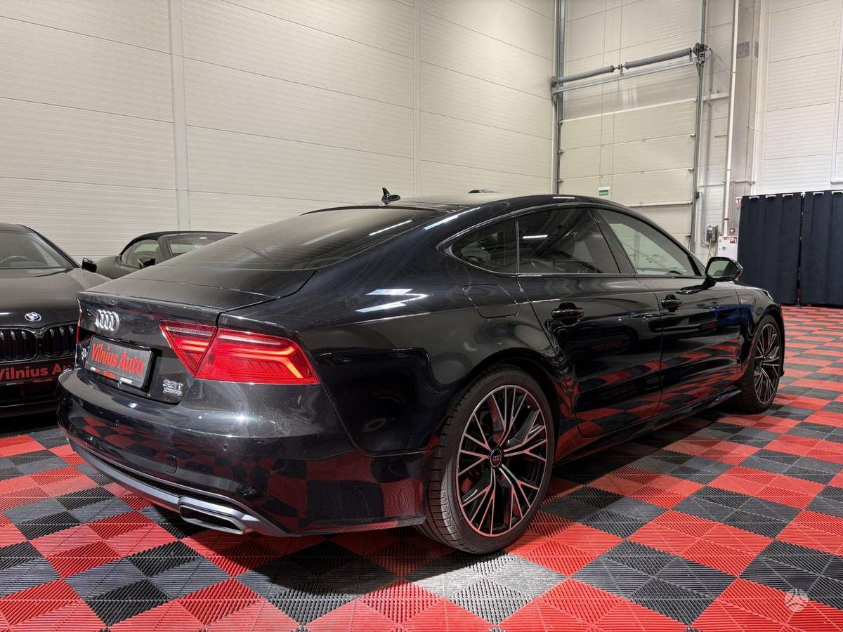 Audi A7, 3.0 l., hatchback