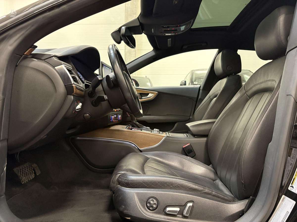 Audi A7, 3.0 l., hatchback