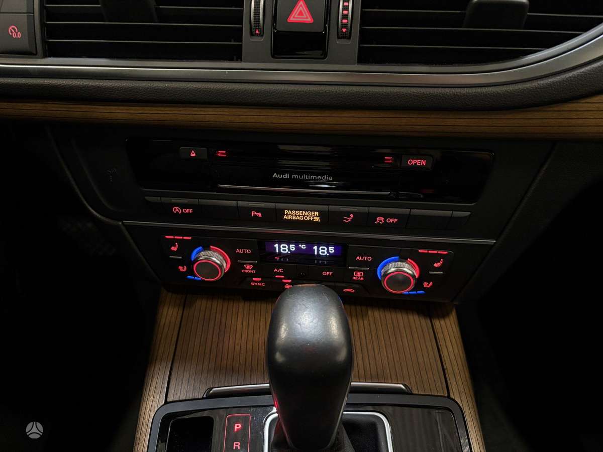Audi A7, 3.0 l., hatchback