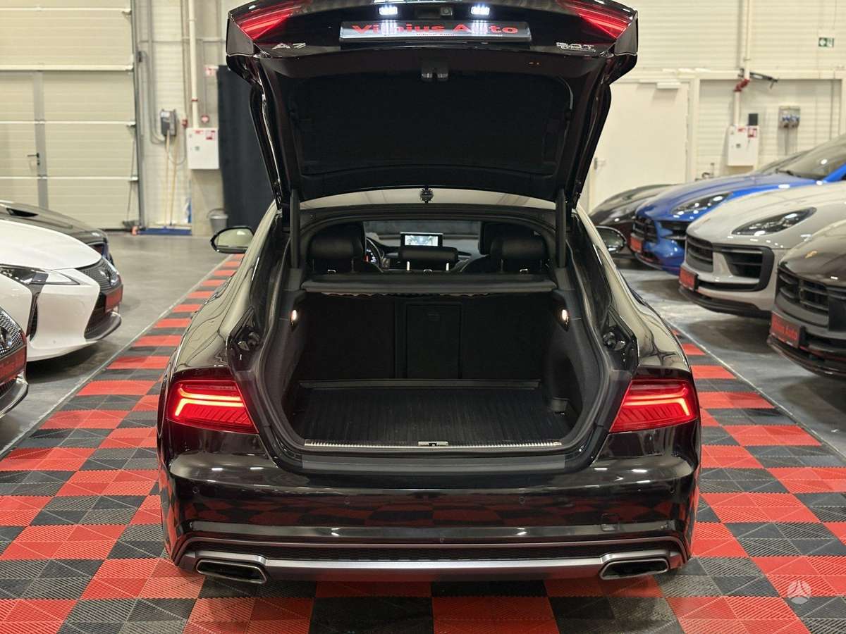 Audi A7, 3.0 l., hatchback