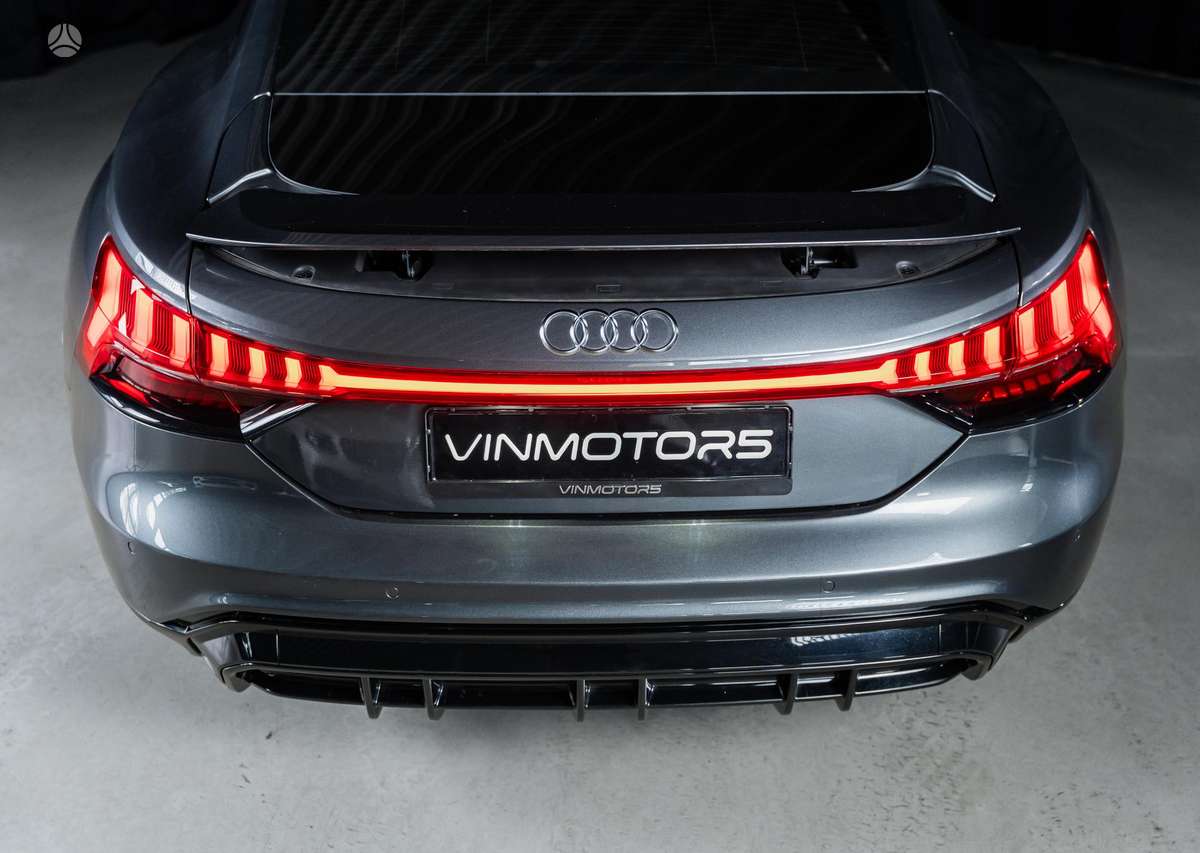 Audi e-tron GT, sedans