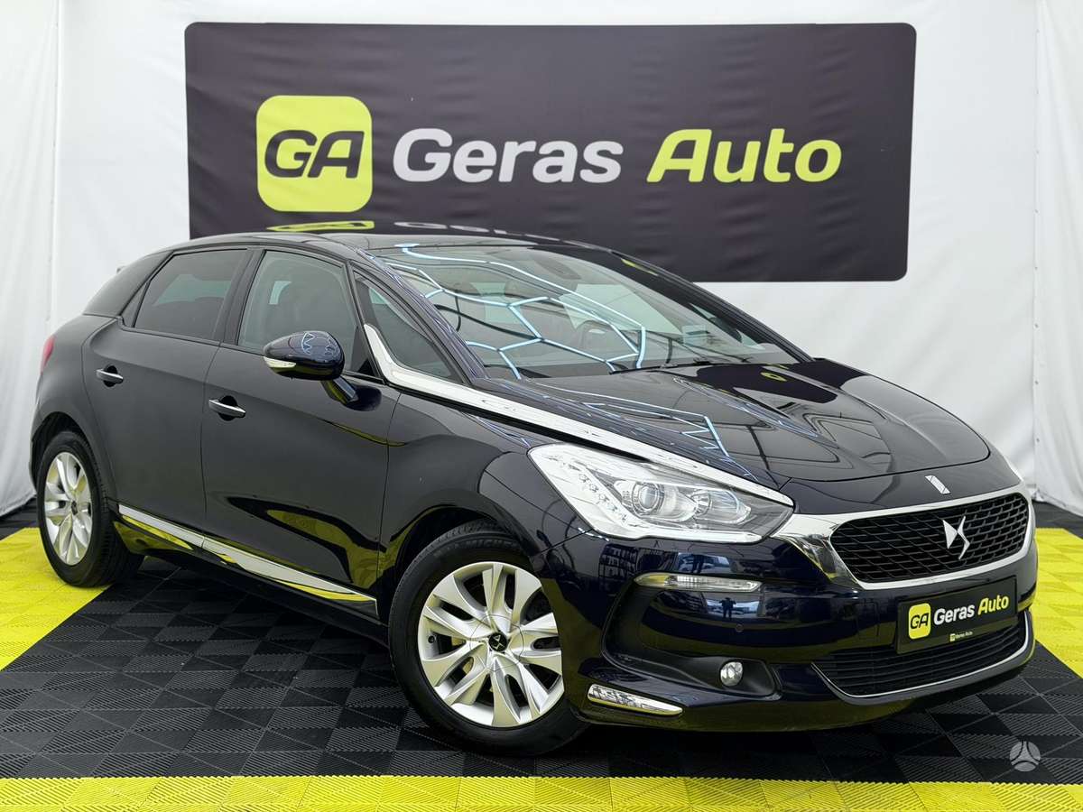 Citroen DS5, 2.0 l., hatchback