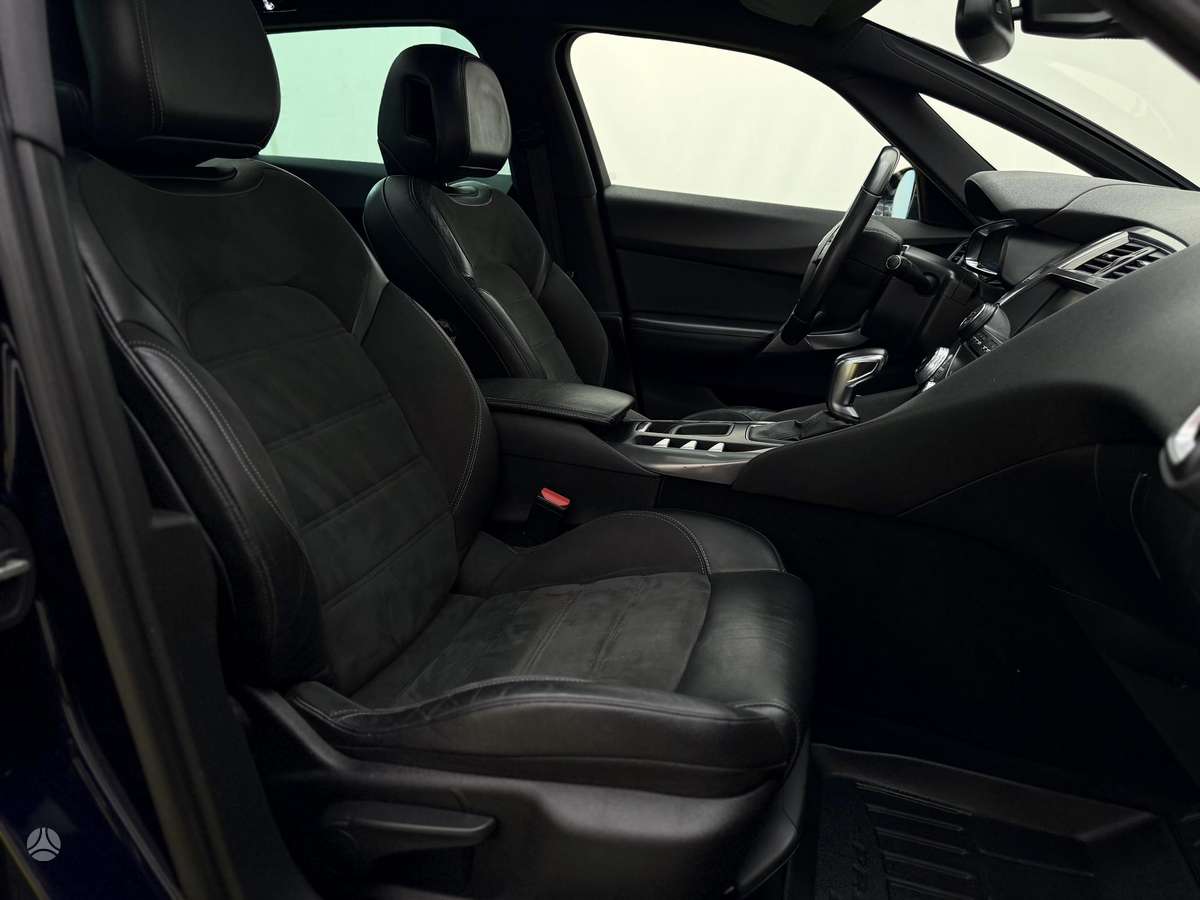 Citroen DS5, 2.0 l., hatchback