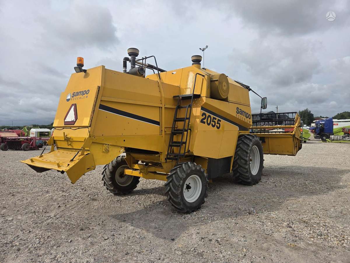 Sampo 2055, combine harvesters