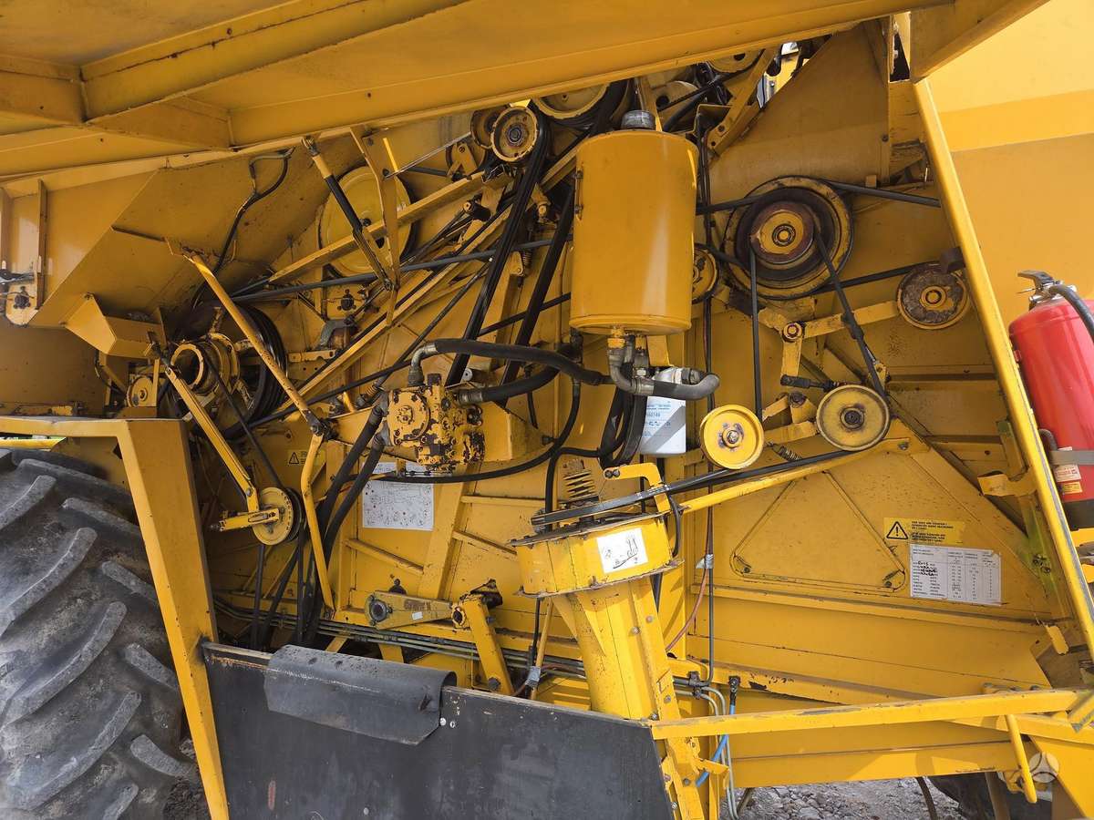 Sampo 2055, combine harvesters