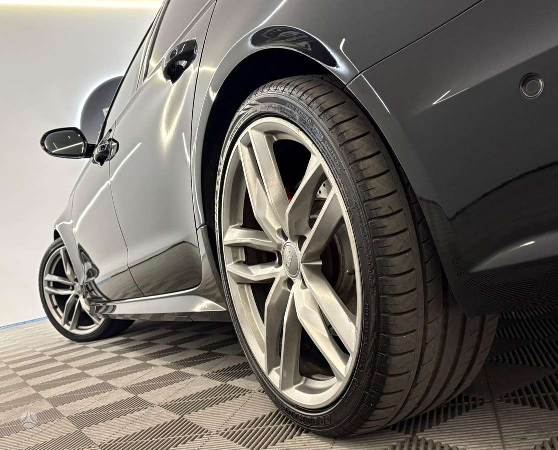Audi A6, 3.0 l., universalas