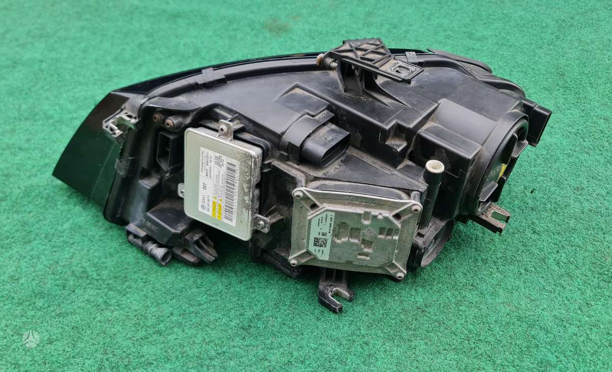 Audi A4, Adaptive bixenon