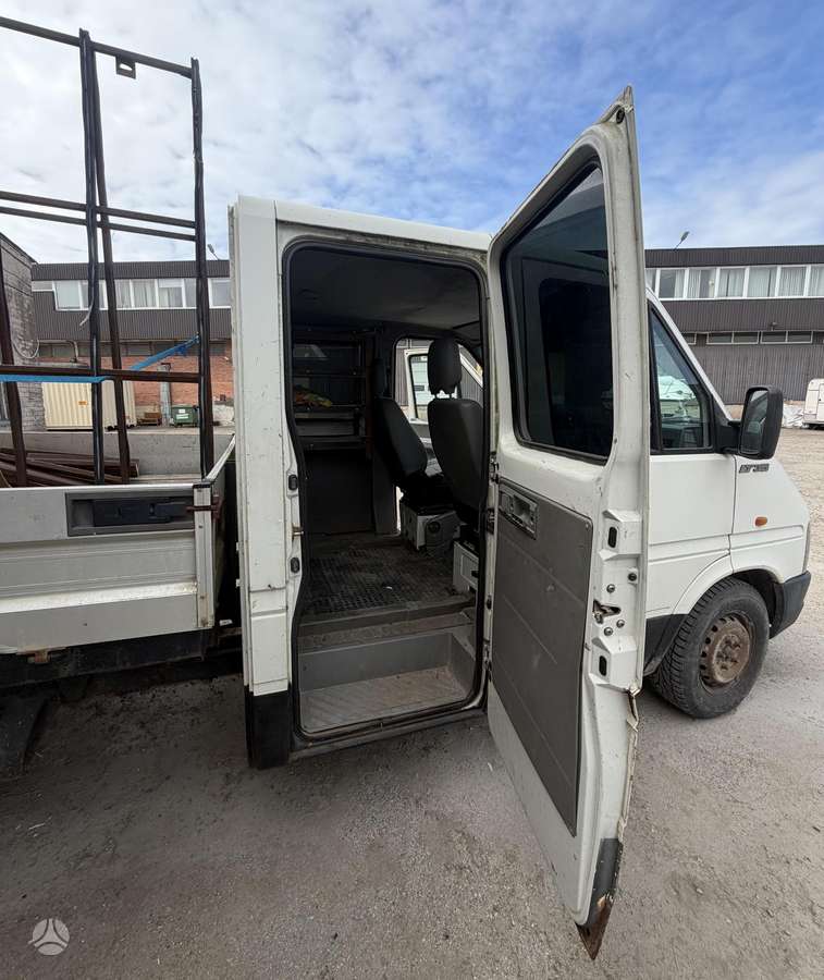 Volkswagen LT - 7