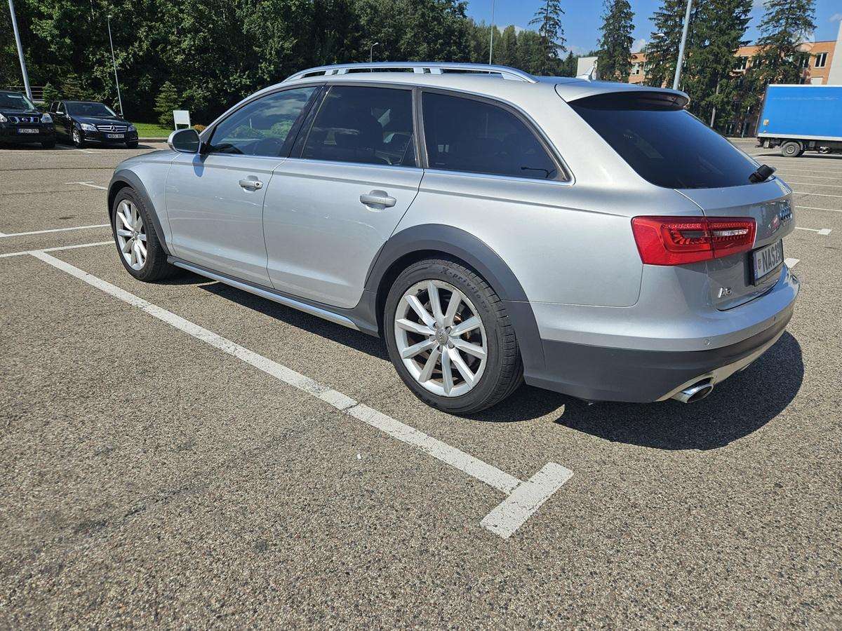 Audi A6 allroad, 3.0 l., Универсал