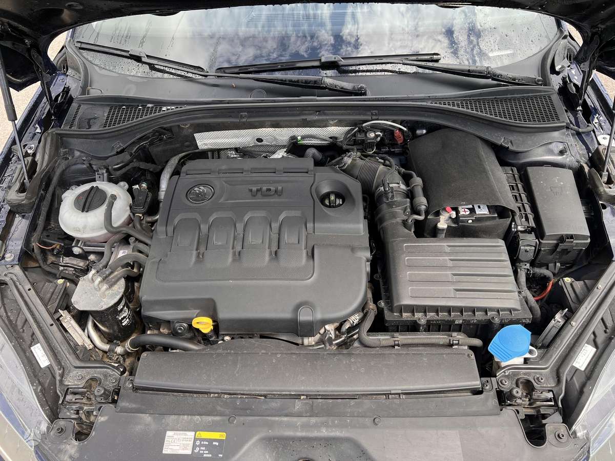 Skoda Superb, 2.0 l., wagon