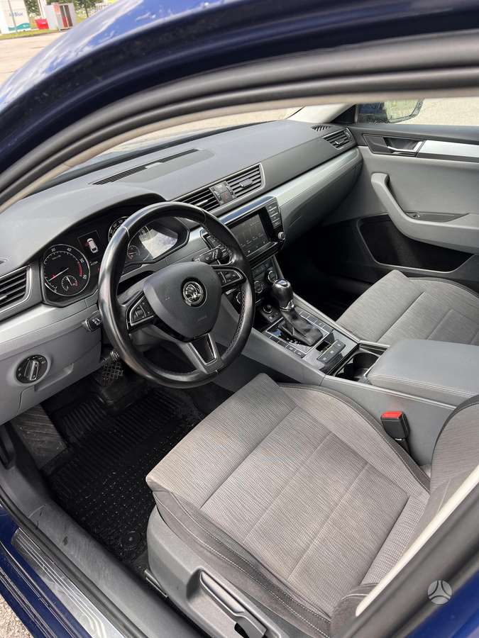 Skoda Superb, 2.0 l., wagon