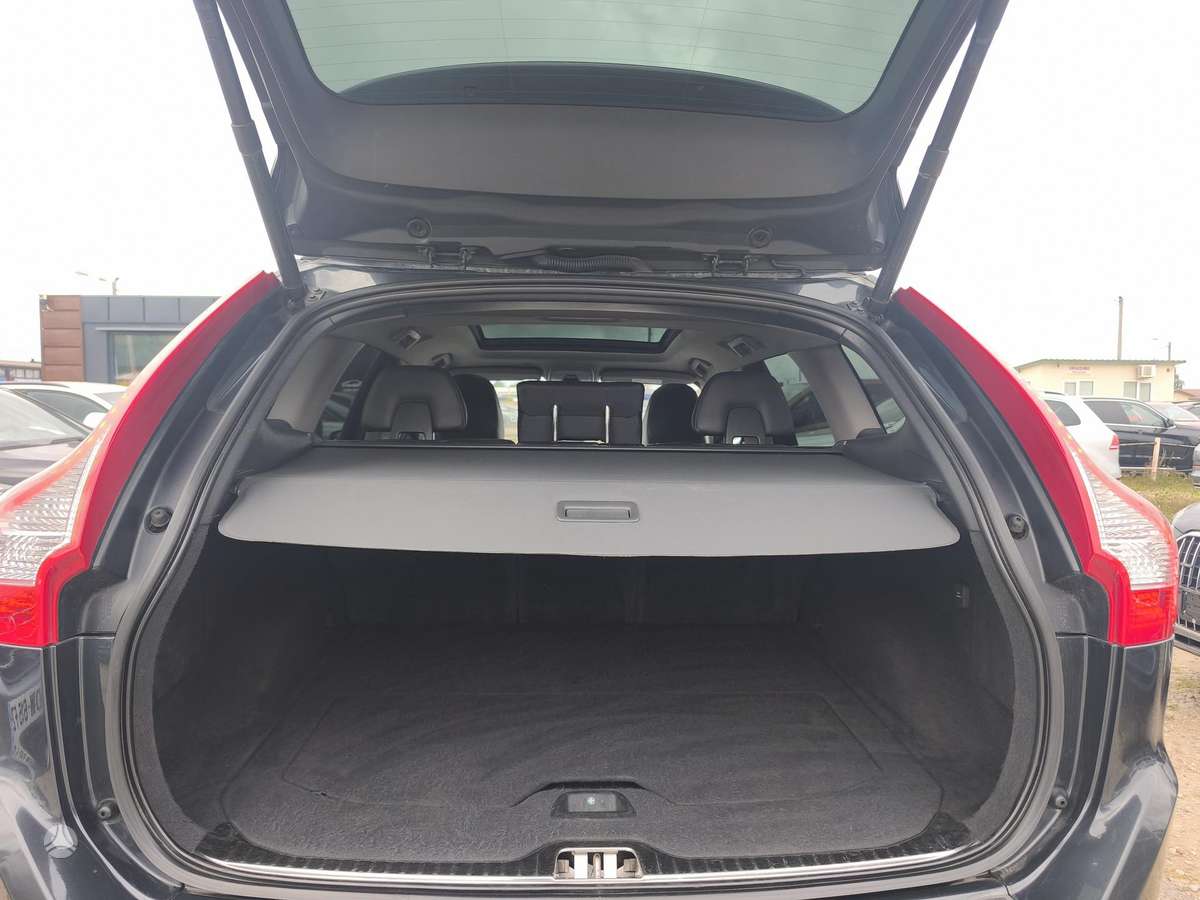Volvo XC60 - 8