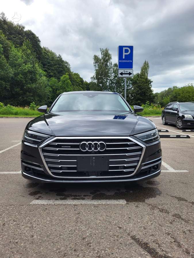 Audi A8 L, 3.0 l., Седан