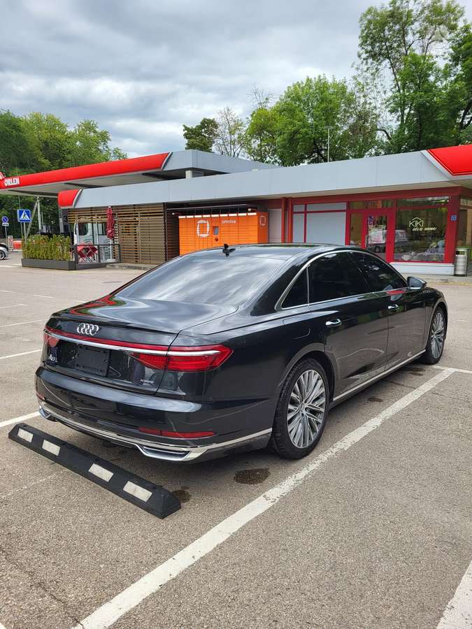 Audi A8 L, 3.0 l., Седан