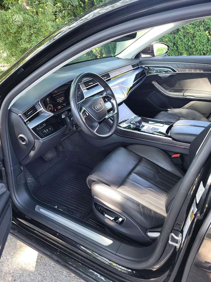 Audi A8 L, 3.0 l., Седан