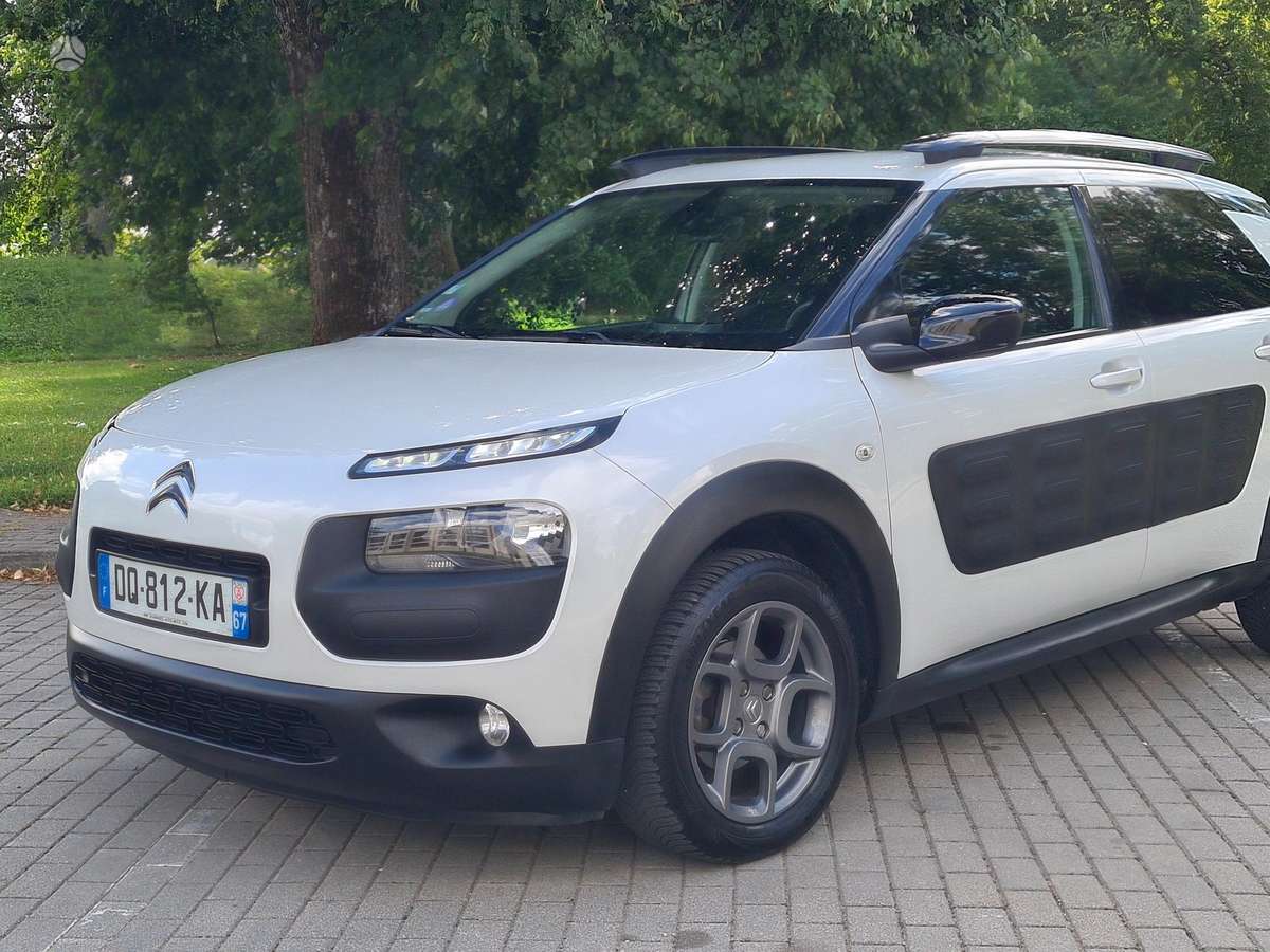 Citroen C4 Cactus, 1.2 l., Хэтчбек