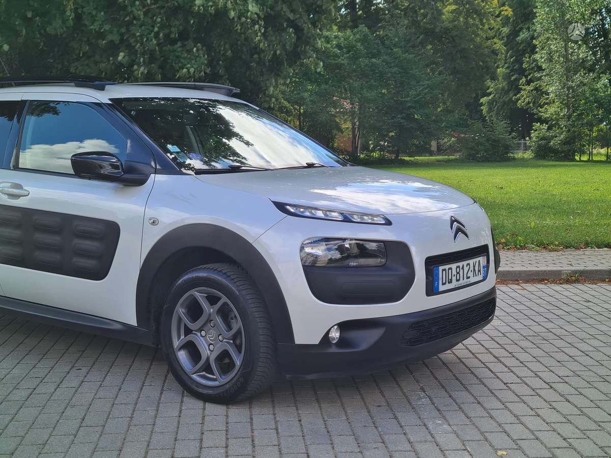 Citroen C4 Cactus, 1.2 l., Хэтчбек