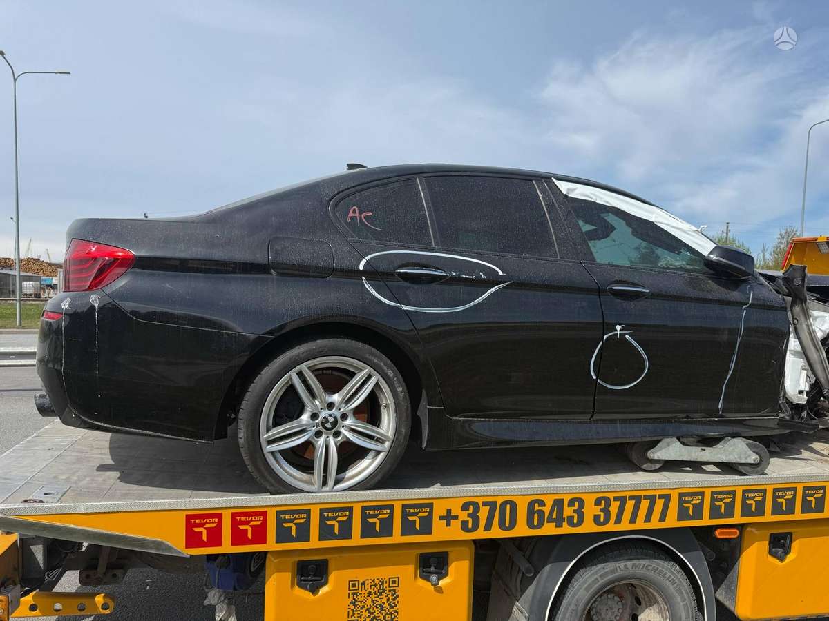 BMW 550 kėbulo dalys