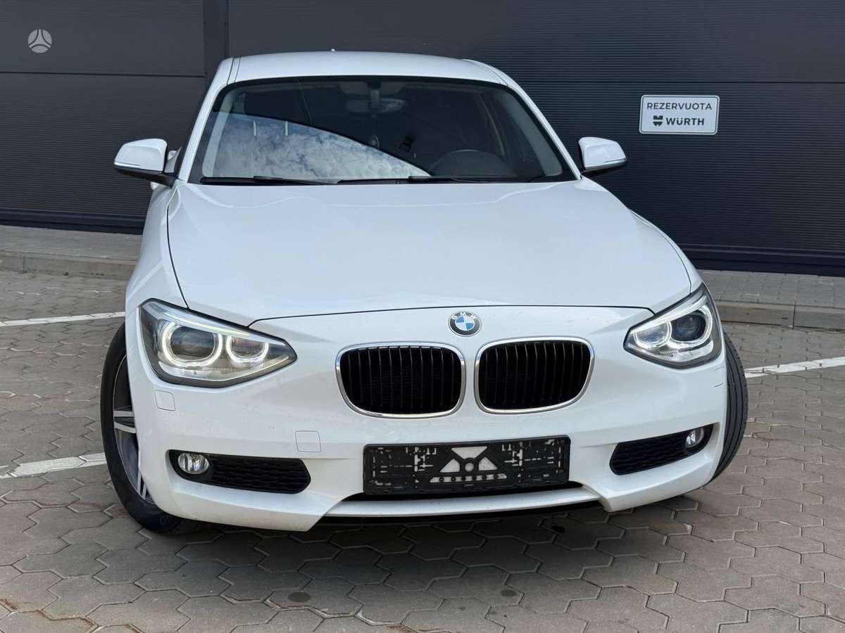 BMW 116, 2.0 l., hatchback