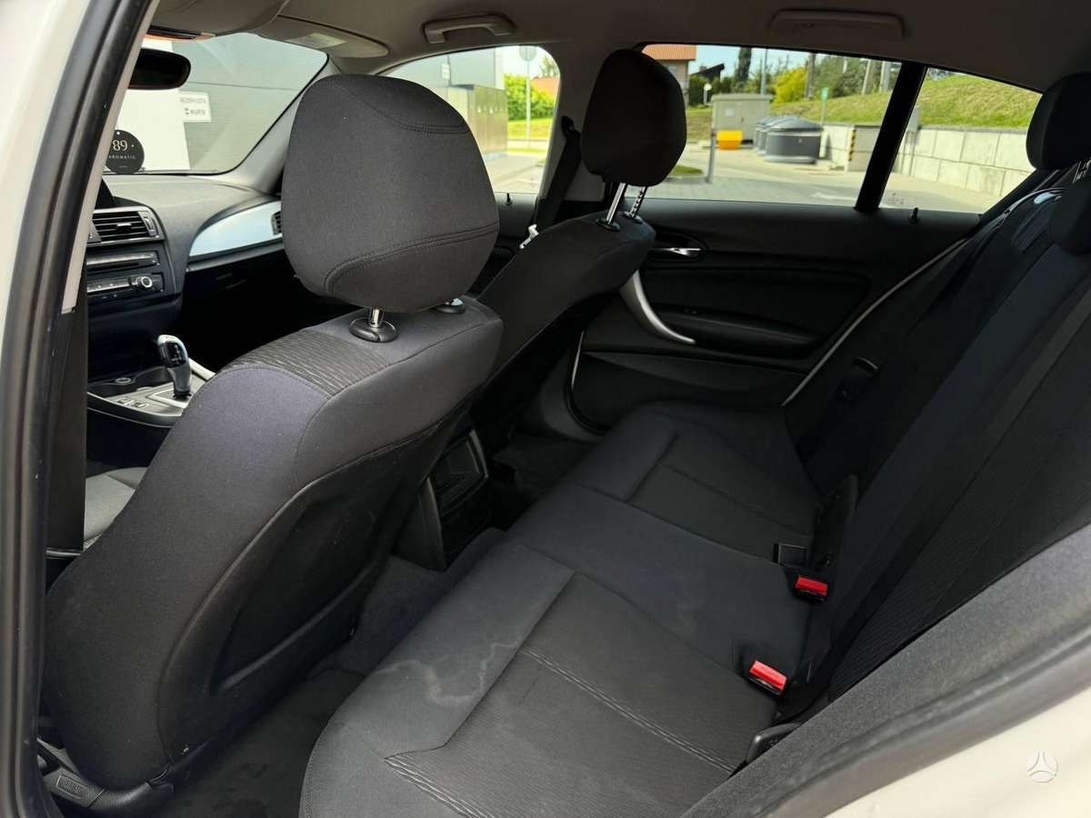BMW 116, 2.0 l., hatchback