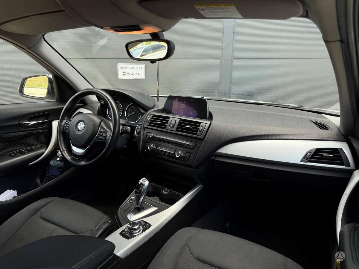 BMW 116, 2.0 l., hatchback