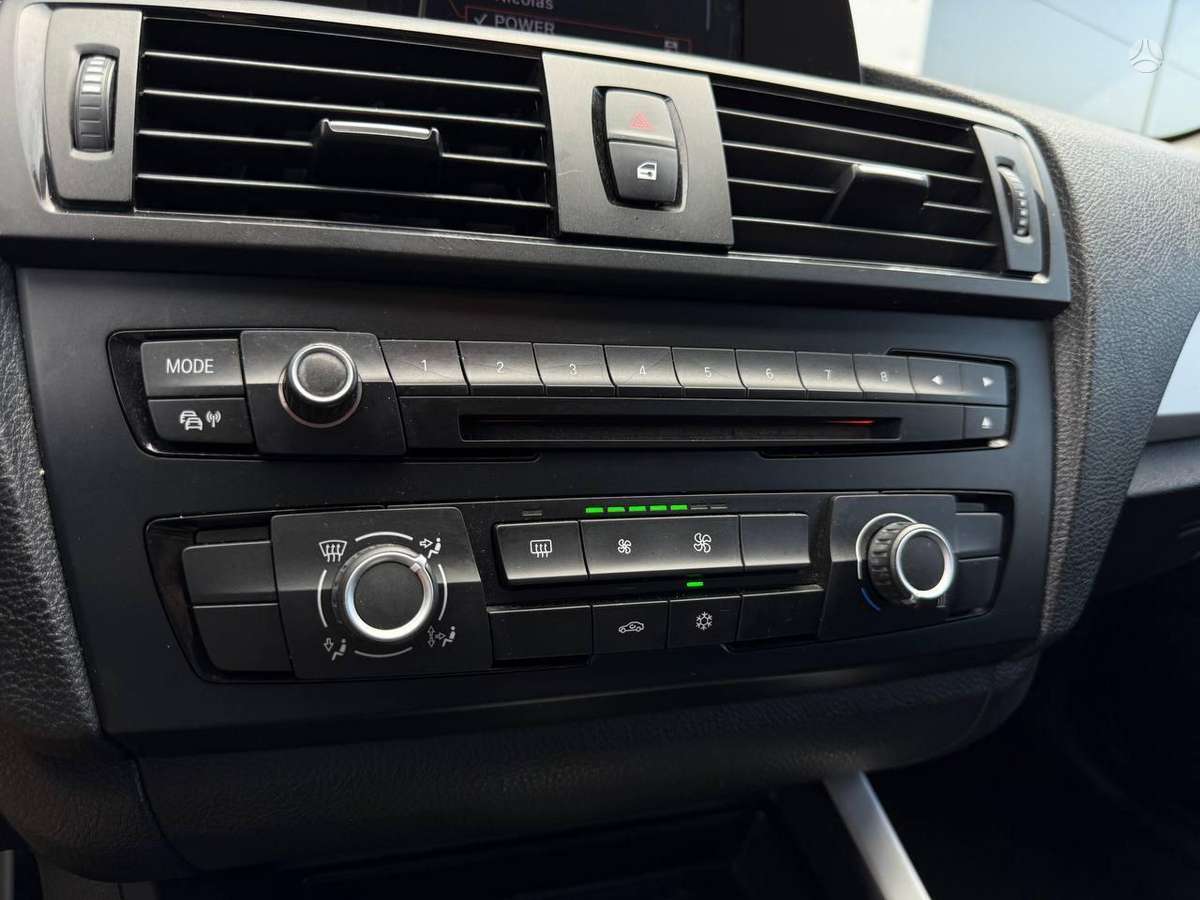BMW 116, 2.0 l., hatchback