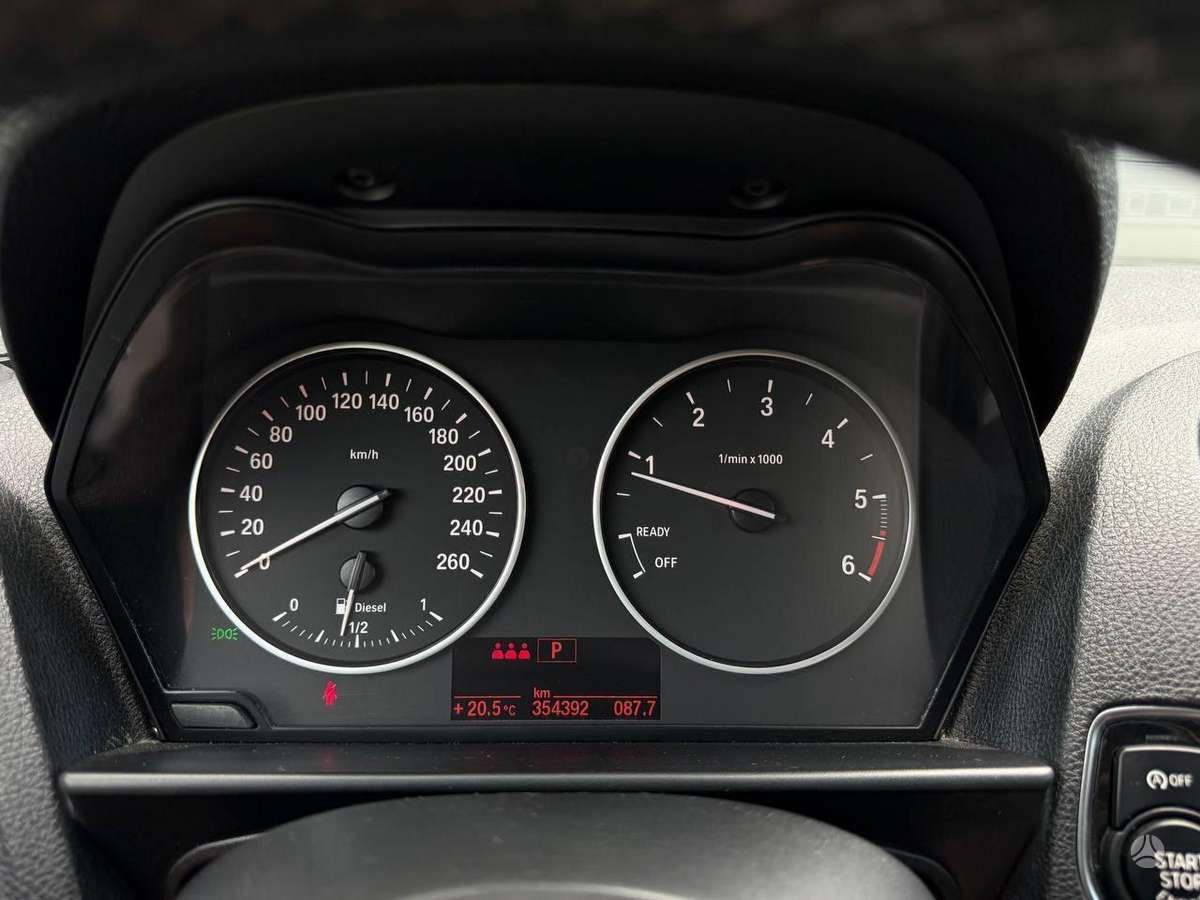BMW 116, 2.0 l., hatchback