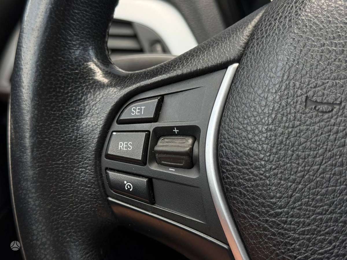 BMW 116, 2.0 l., hatchback