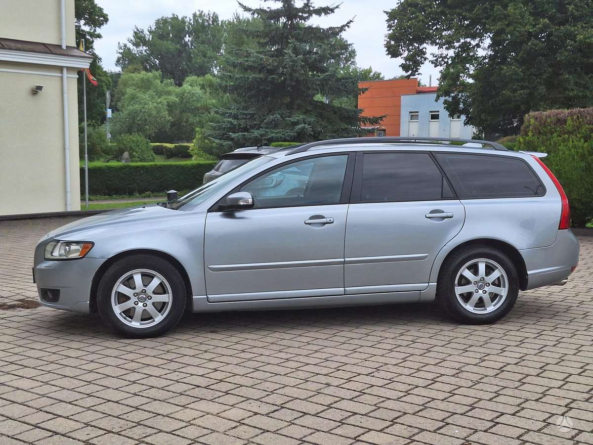 Volvo V50, 2.4 l., Универсал