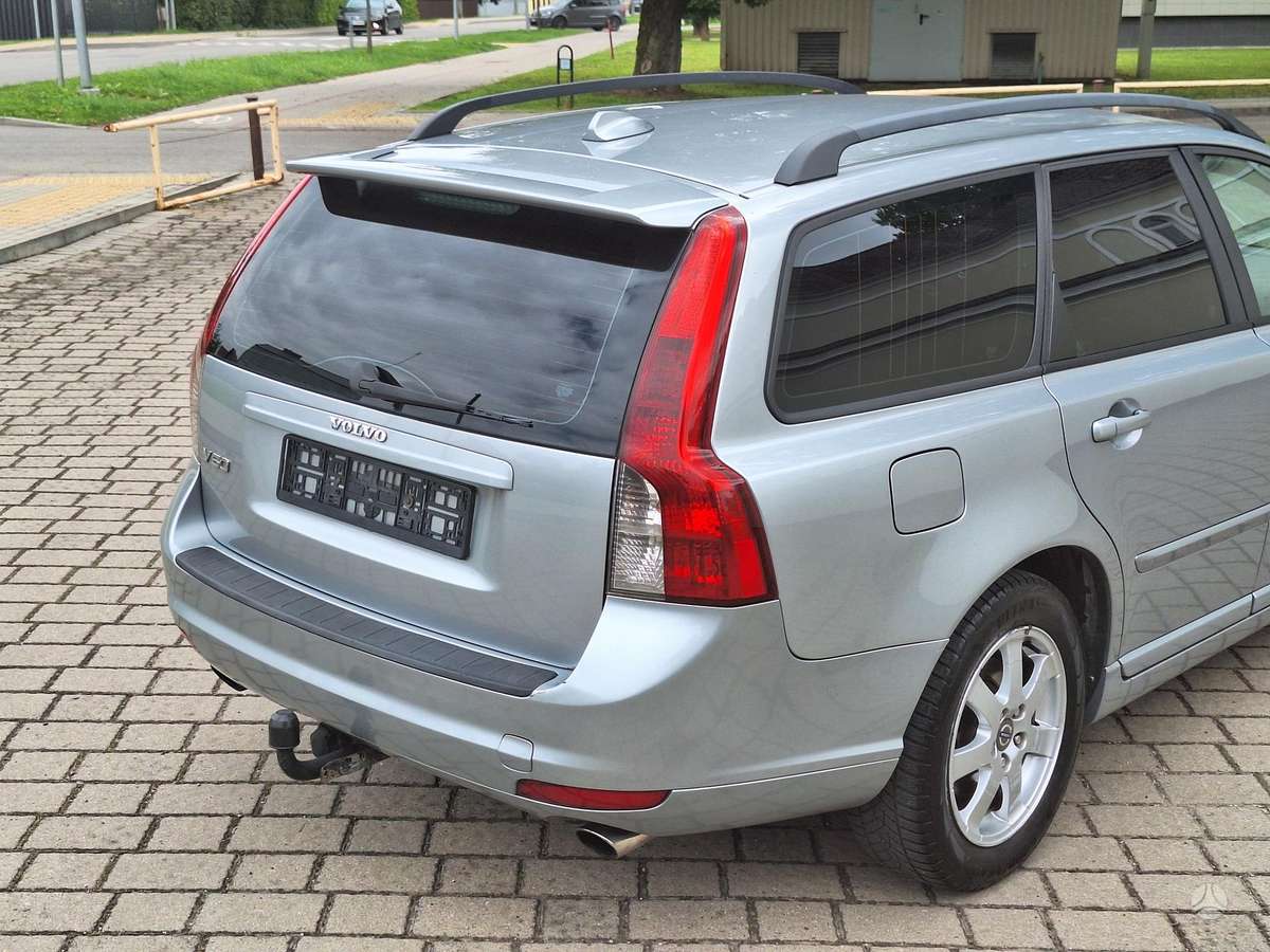 Volvo V50 - 11