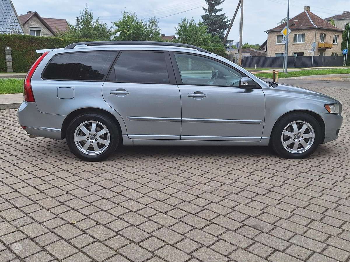 Volvo V50, 2.4 l., Универсал