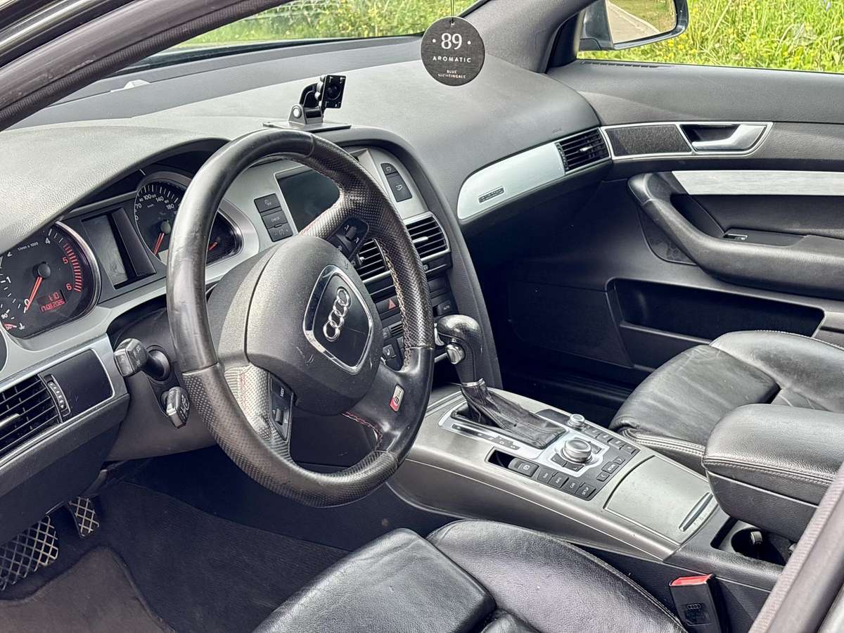 Audi A6, 3.0 l., universalas