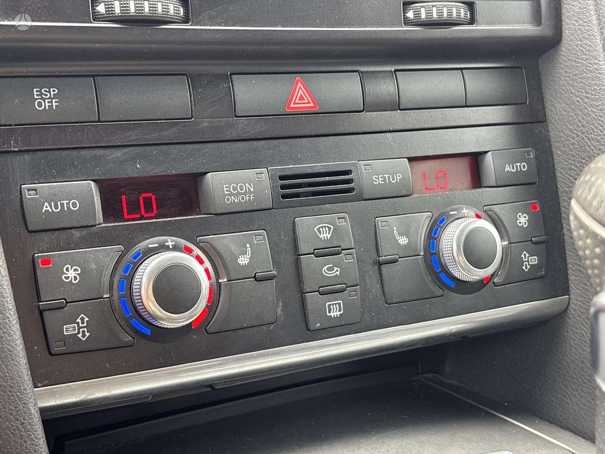 Audi A6, 3.0 l., universalas