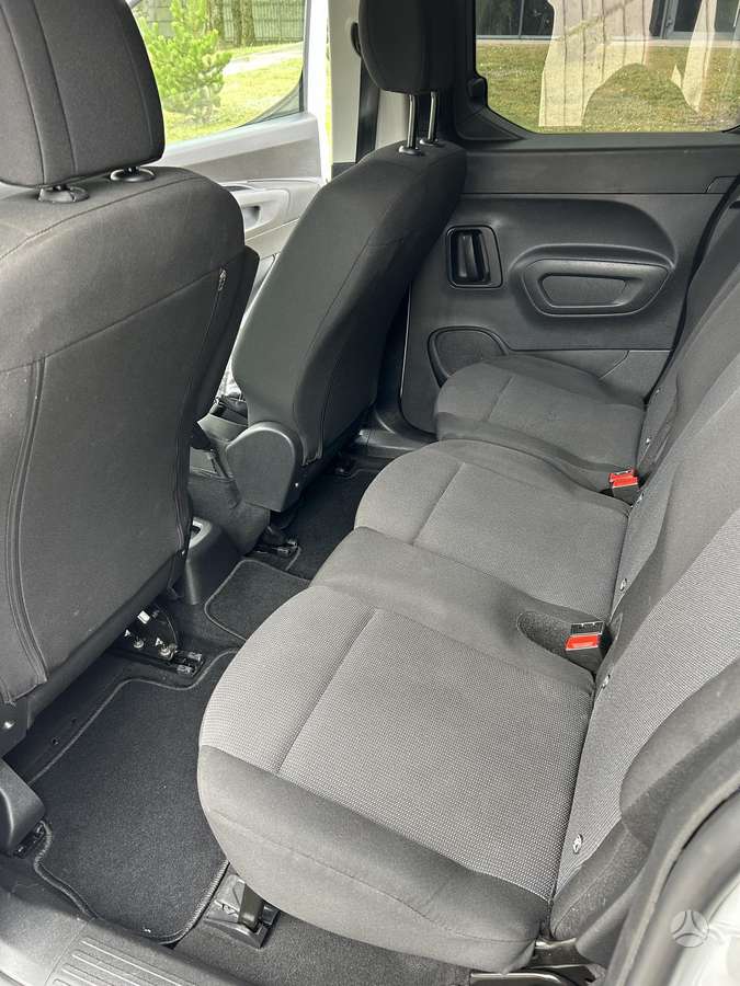 Peugeot Rifter - 12