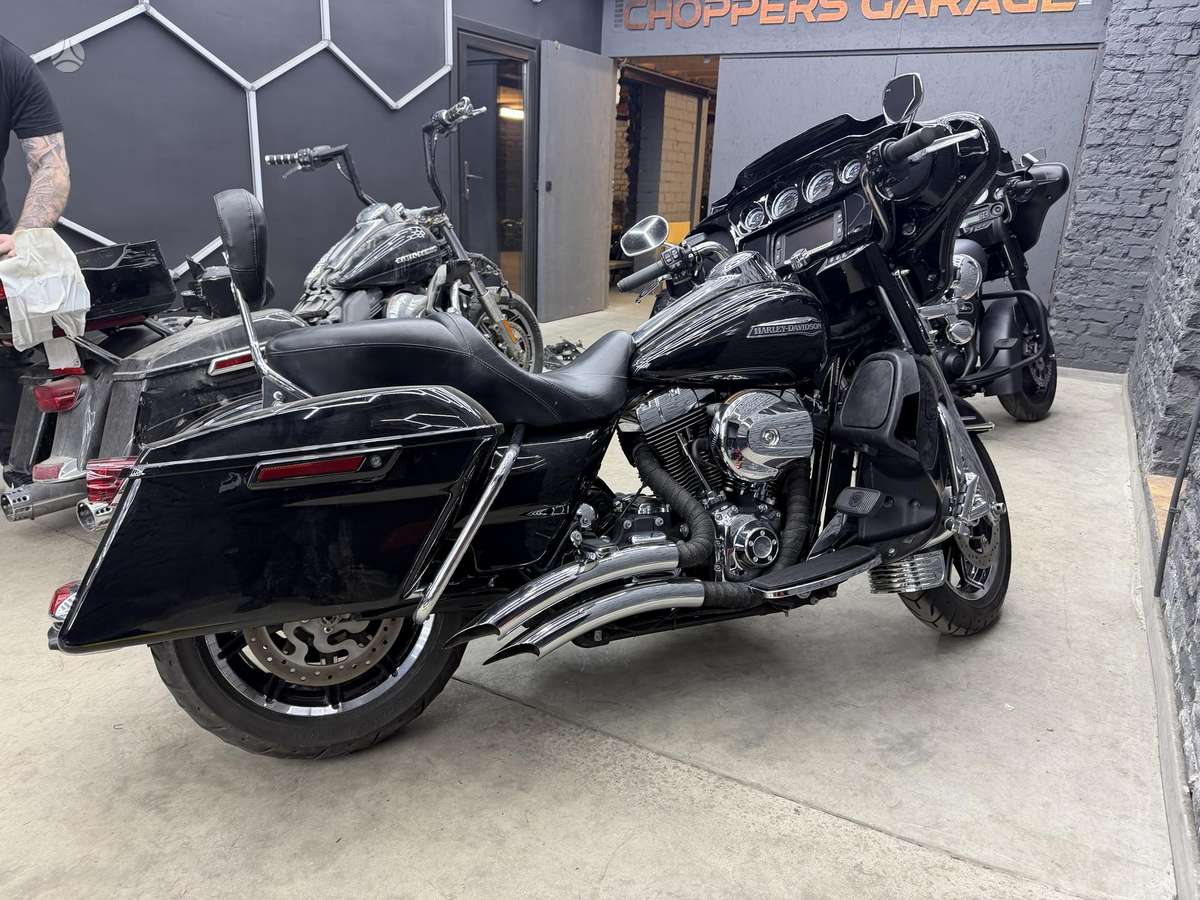 Harley-Davidson Electra Glide 1688cc, чопперы / круизеры / custom
