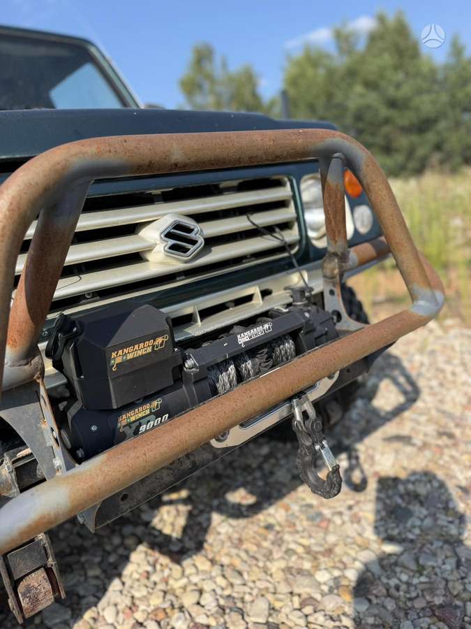 Suzuki Samurai, 1.3 l., off-road / crossover