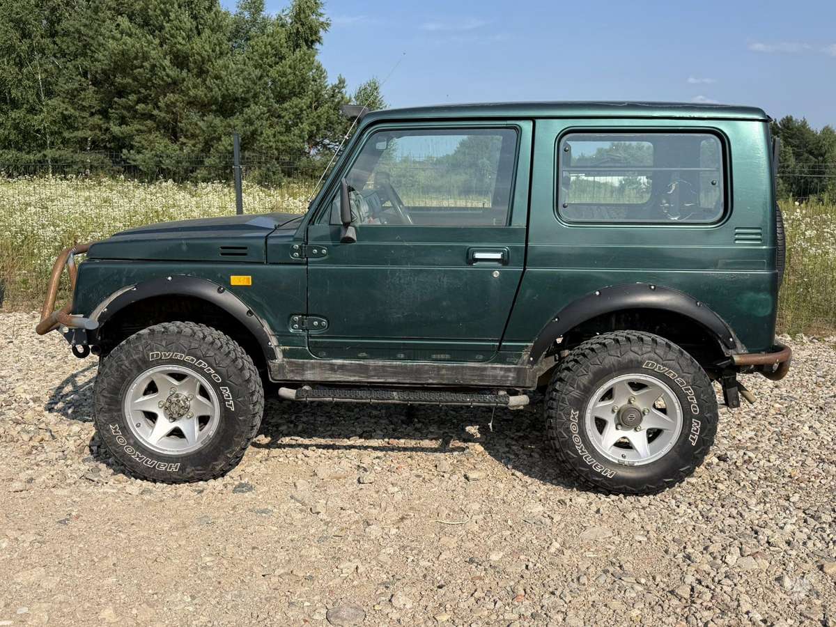 Suzuki Samurai - 7
