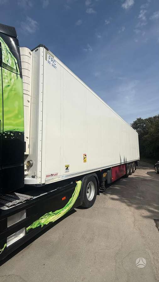 Schmitz SKO24/L - 13.4 FP 60 - 7cm, refrigerated