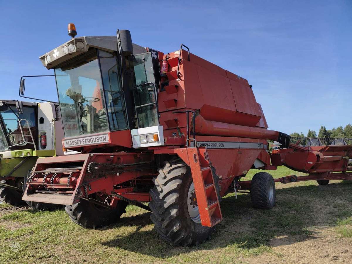 Massey Ferguson 40, kombainai