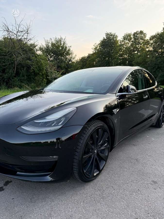 Tesla Model 3, 81 kWh, hečbekas