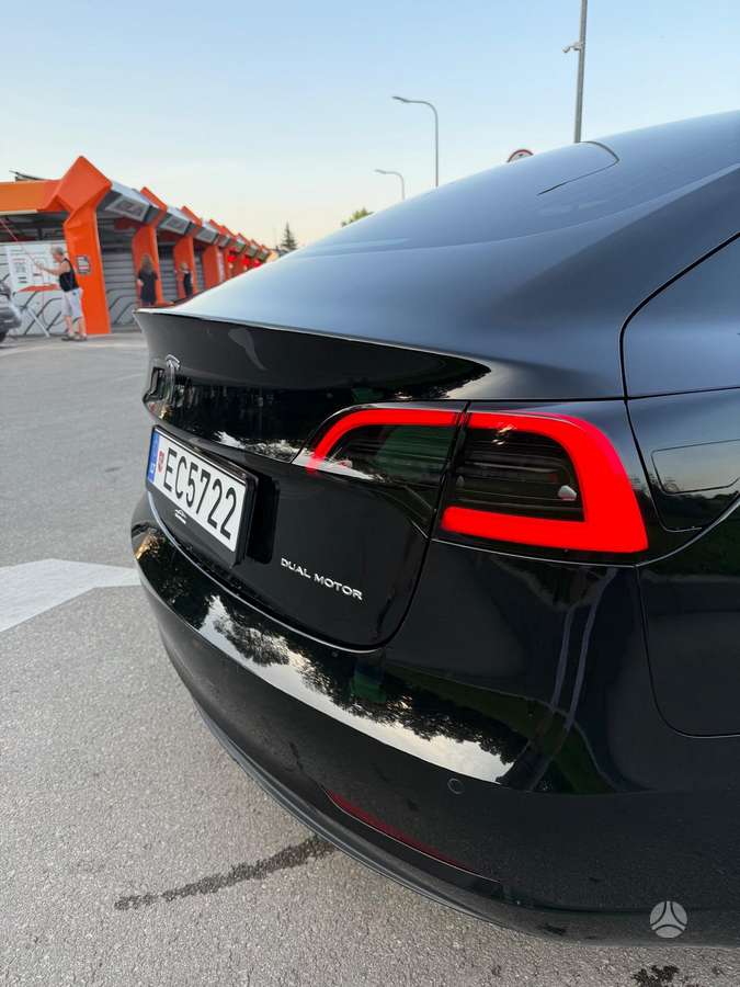 Tesla Model 3, 81 kWh, hečbekas
