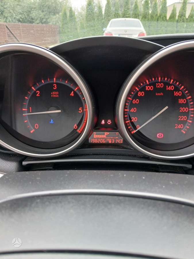 Mazda 3, 1.6 l., Седан