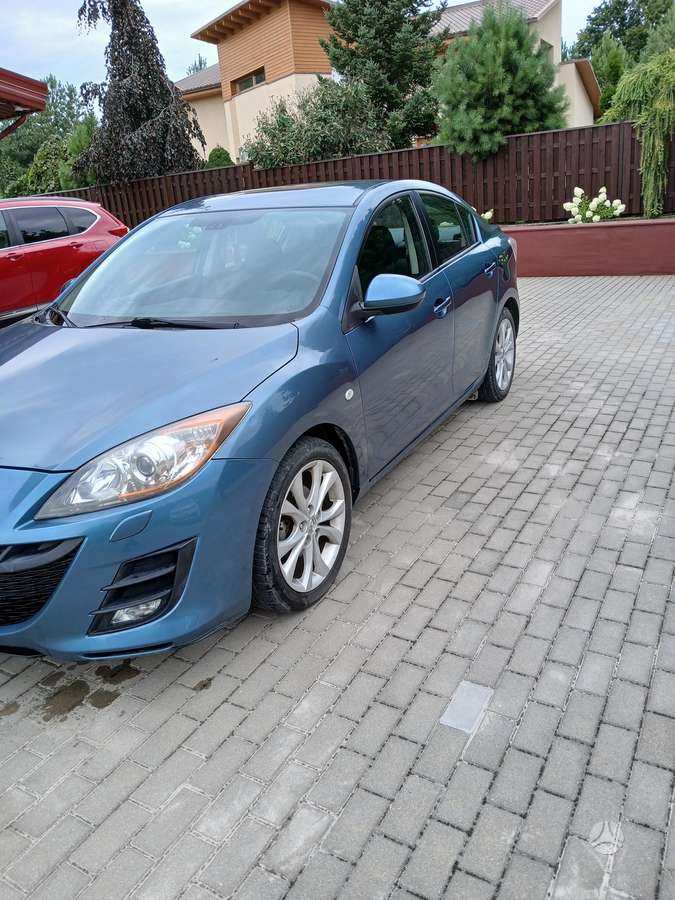 Mazda 3, 1.6 l., Седан
