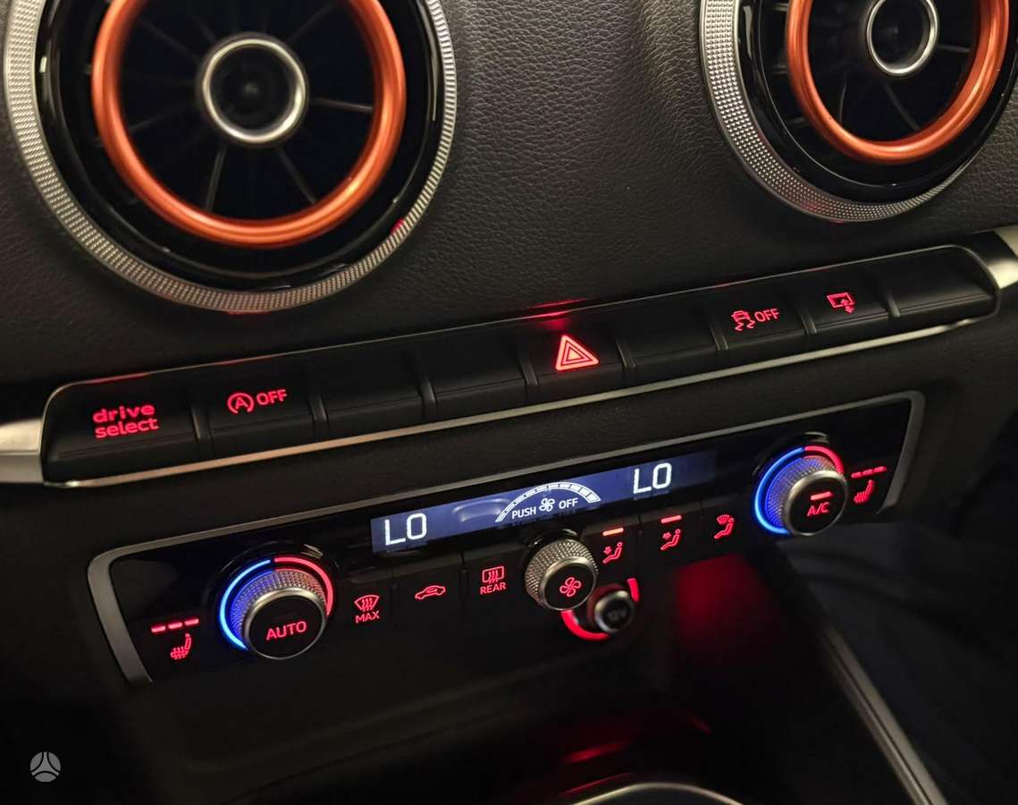 Audi A3, 2.0 l., Хэтчбек