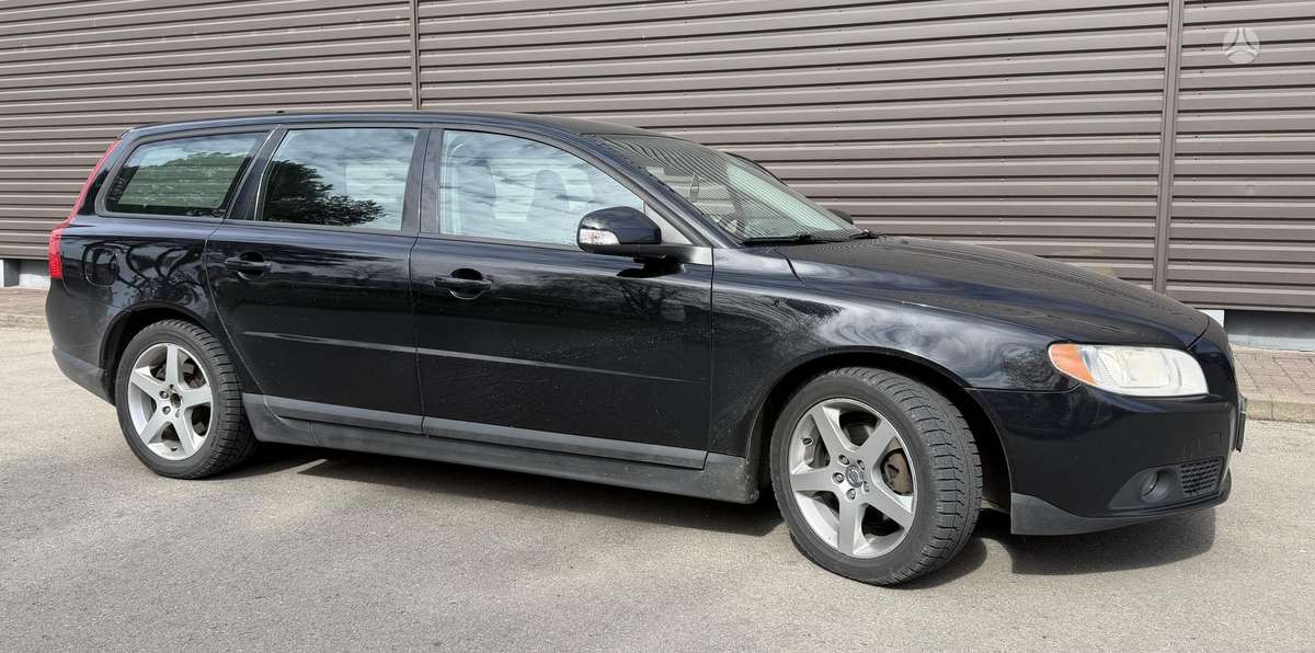Volvo V70, 2.0 l., Универсал