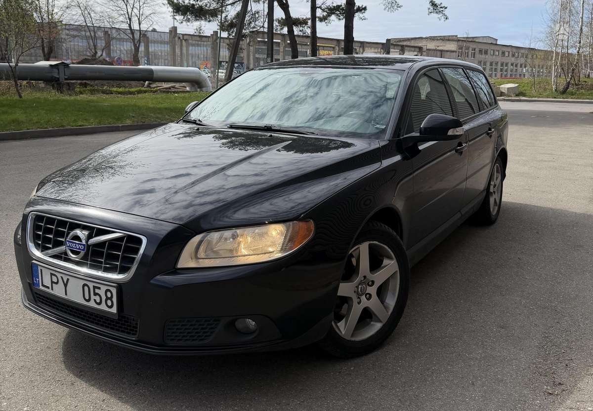 Volvo V70, 2.0 l., Универсал
