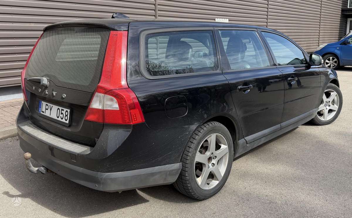 Volvo V70, 2.0 l., Универсал