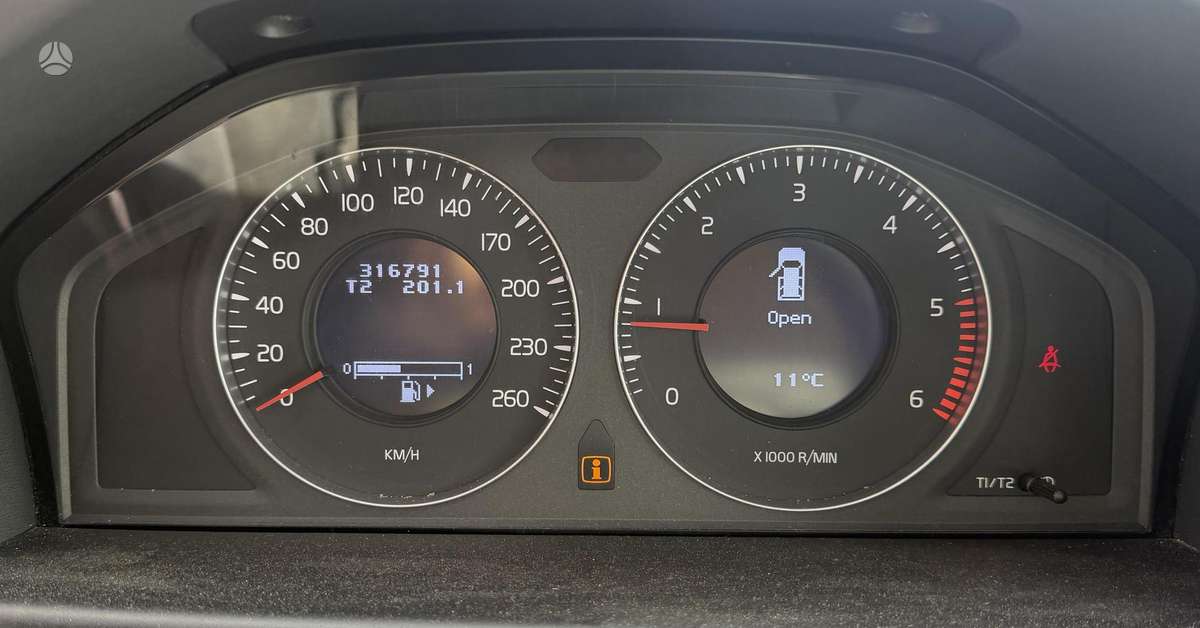 Volvo V70 - 8